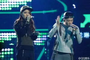 中国新歌声低调组合《平凡之路》VS郑迦文《Lost Stars》mp3视频及唱歌技巧点评