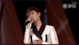李宇春2016野蛮生长巡演演唱新歌《无花果》越听越有味道