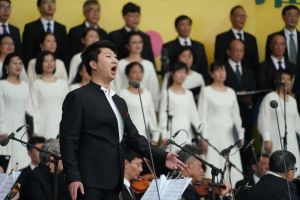 唱歌基本功_呼吸控制音阶练习发声方法听力和模仿舞台表演
