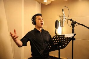男中音演绎流行歌曲_独特魅力与背后的故事