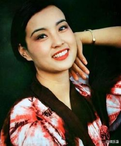 刘晓庆_传奇铁娘子的爱情与事业