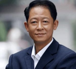 王志文断崖式衰老引关注，传奇生涯再创辉煌