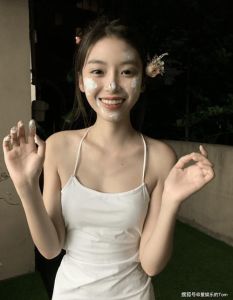 剪刀手女孩_从网红到大学生，青春传奇引期待