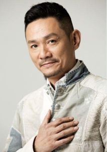 果靖霖15年守诺_超越生死的爱情坚守