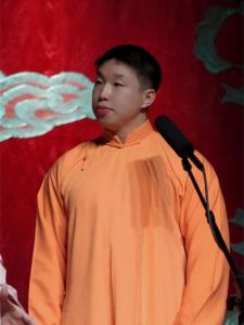 烧饼德云社团综爆笑蜕变，父亲力MAX引关注