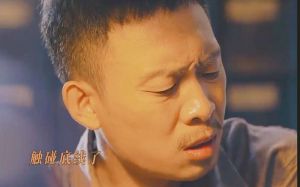 综艺翻车潮_明星人设破碎，张译坚守底线引关注