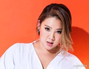 郑欣宜消失一年半后真相揭晓，期待回归舞台