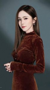 邓紫棋_从华语乐坛到国际舞台，音乐偶像的成长之路