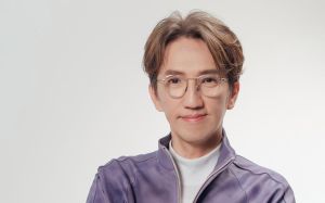 林志炫照片高清 从印刷厂老板到音乐巨星，传奇人生回顾