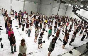 男女多p混交群体交乱 构建和谐社会的挑战