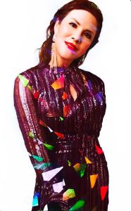 那艺娜为什么火了，土味营销引爆网络，揭秘流量与艺术本真