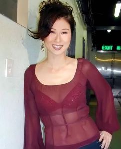 叶倩文出轨过谁，从歌坛女神到幸福晚年