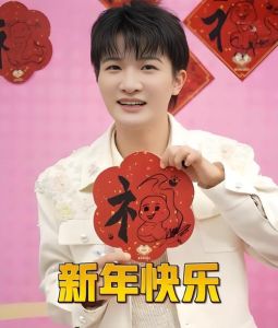 周深笑之歌唱法分析_周深笑之歌绝了，两声一起出！