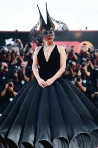 Gaga演《穿普拉达女2》！2026年见