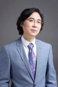 王宏伟和廖昌永谁厉害_民族男声唱歌有魅力，阎维文戴玉强廖昌永都唱得棒！