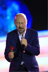 腾格尔唱法_草原摇滚，民族与流行的完美融合