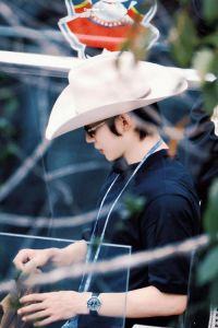 《听，谁在唱歌》第10期燃爆！歌手百米高空吊桥对唱，重庆阿依河成新网红地！