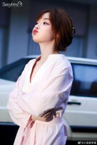 黄霄云最高音_黄霄云国庆舞台唱功惊艳！原创歌曲《羽众不同》获赞，真假声切换绝了！