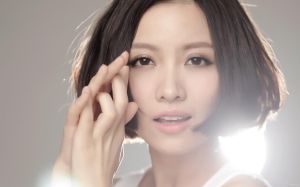 姚贝娜确实厉害_华语乐坛的天籁之音，唱功顶尖，震撼人心，可惜英年早逝