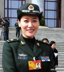 谭晶韩红谁唱功更厉害_谭晶韩红谁唱功强？美声流行风格迥异，各有千秋！