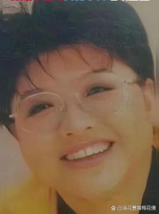 她和韩红比音域谁更高_张靓颖音域广胜韩红，但唱功仍需提升