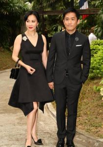 梁朝伟刘嘉玲婚姻幸福，他透露日本生活原因