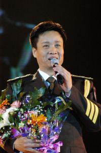郁钧剑评价阎维文_阎维文幕后守护民歌，传承文化意义更广