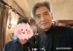 韩国明星探访周润发旧居，感动落泪于发哥简朴生活与慷慨捐助