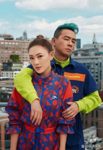 Jasper多才多艺，陈小春应采儿民主育儿有方