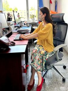 美妍堂黄梓漫公司停牌陷操纵，高钧贤老婆挺过难关