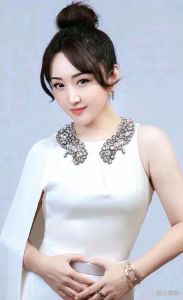 王菲和杨钰莹谁嗓音好_王菲杨钰莹嗓音谁更胜一筹？听歌选自己喜欢的就好！
