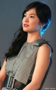 韩国影响力最大的明星_韩国明星多，颜值演技在线，李钟硕金秀贤现状引关注