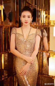 章子怡获澳门影后，《酱园弄》演技受赞，票房遇冷引热议