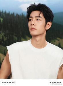 肖战出席活动照片_肖战近期活动表现亮眼，人气爆棚！