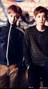 朴灿烈张艺兴_张艺兴朴灿烈金钟仁十三年情谊感动众人，合照聚餐显真挚友谊