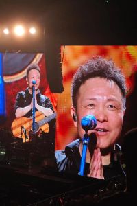 许巍还有演唱会吗_许巍无尽光芒演唱会广州开唱，老歌新歌暖心沸腾！