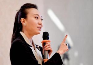 刘岩的最高音域到什么位置_刘岩唱功扎实，低音稳，混音亮，高音和假声需提升