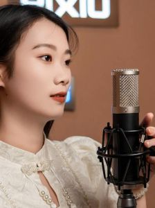 中性嗓音女主播_中性嗓女主播魅力足，声音独特受追捧