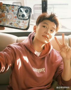 十六年配角终翻红！代旭霸总演技炸裂，网友热议演技与营销