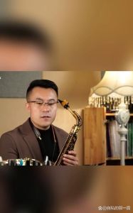 高音f7是多高_F7音太高？男女唱法不同，唱歌高音需专业指导