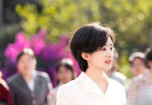 国产剧盘点，赵丽颖新剧居首，《小城大事》《骄阳似我》等剧推荐