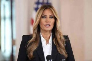 《梅拉尼娅》纪录片票房逆袭，争议背后美国社会分裂