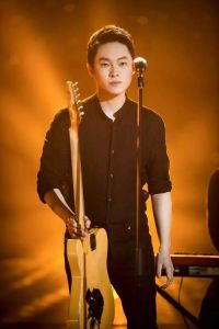 梁博属于金属嗓音吗_梁博声音有争议？实力唱作人新专辑《精气神》获赞