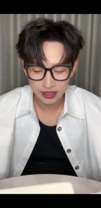 齐思钧新书喂还好吗电子版_齐思钧新书《喂还好吗》好看，讲书里人变鬼的故事，暖心又有趣