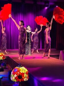 成都新华公园三八节公益演出，百花艺术团精彩表演，董凡朗诵女性之光