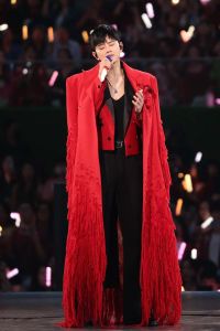 张杰最低音唱过多少_华语乐坛低音炮，高音飙泪，全能唱将！