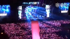 青岛在哪看周杰伦演唱会_周杰伦青岛演唱会37000人嗨翻天，公交直达，注意事项看这里！