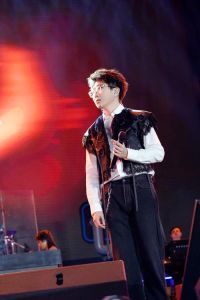 毛不易2018年演唱会_毛不易演唱会爆满！自信满满，惊喜合唱感动全场