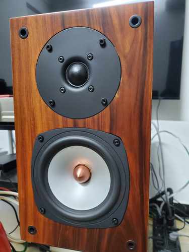 a5高音假声什么水平男生_男生唱到A5音很高，需要气息技巧，是超级男高音，说明唱歌本事很强