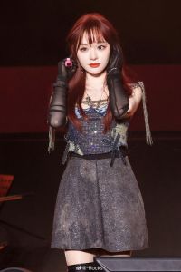 黄霄云c6高音的难度有多大_黄霄云C6高音惊艳全场，天赋与努力并存！